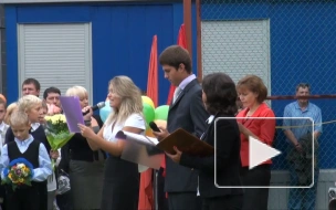 Звезды хоккея Малкин, Ковальчук и Касатонов построились в линейку вместе со школьниками
