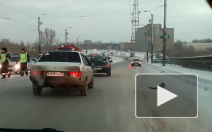 В массовой аварии на мосту в Омске пострадали три человека