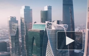 В 20 метрах от берега около Москва-Сити под лед провалились два человека