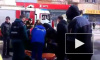 Видео: автомобиль врезался в толпу людей в центре Мурманска