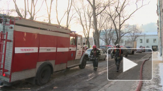 Во время пожара на Большой Пушкарской улице пришлось эвакуировать двух человек