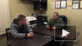Появилось видео с допросом мужчины, избившим стюардессу ...