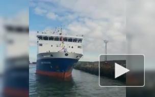 Теплоход "Адмирал Невельской" прибыл на Сахалин