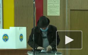 В Молдавии начался второй тур выборов президента 