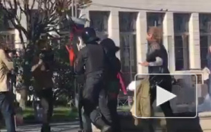 В Петербурге задержали активистов на митинге в честь дня борьбы с гомофобией