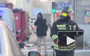 В Москве горела автостоянка, дотла сожжены 12 дорогих иномарок, ущерб 150 миллионов рублей