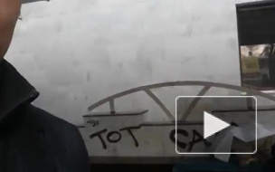 Шокирующее видео из Уфы: Труп мужчины пролежал на остановке в центре города целый день