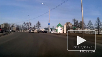 Пешеход перебегал на красный.