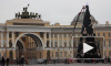 Новогодний Петербург будут украшать 17 искусственных елей