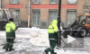 В Петербурге начали обработку улиц гранитной крошкой