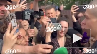 СМИ рассказали о том, как Глеба Калюжного проводили в армию