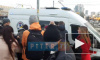 Видео: на проспекте Просвещения мужчина распылил газовый баллончик в автобусе