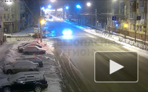 Тягач против легковушки.