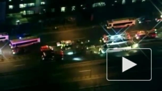 В США автобус с детьми врезался в мост, 36 человек пострадали