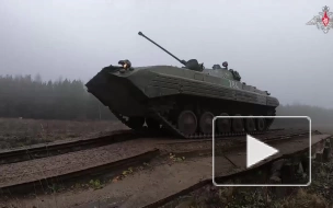 Минобороны показало кадры подготовки экипажей БМП на белорусских полигонах