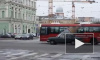 Генконсул Франции ездит по Петербургу на автобусе