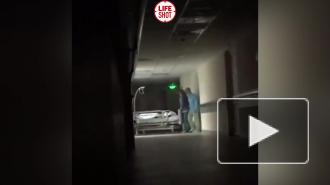 Депздрав Москвы проверит видео, на котором медсестры издеваются над пожилой пациенткой