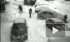 Коллективная уборка снега в Петербурге