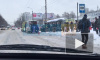 Возле метро "Академическая" машина влетела в остановку с людьми