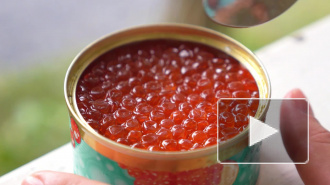 Врач-диетолог рассказала, кому нельзя есть красную икру