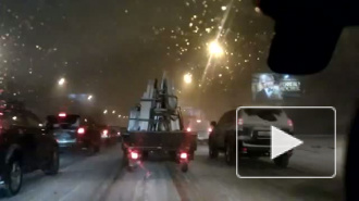 Снегопад парализовал движение в Москве