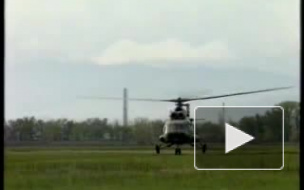 В Хабаровске военный вертолет Ми-8 врезался лопастями в землю