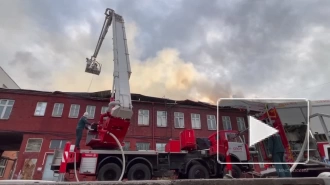 В Калининграде произошел пожар на территории бывшего завода "Кварц"