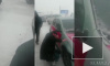 Видео из Омска: Пьяный водитель совершил ДТП и бился головой, чтоб жена не отругала