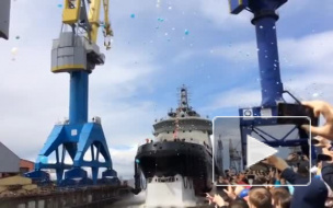 Появилось видео спуска на воду ледокола "Илья Муромец" в Петербурге