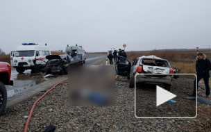 В жуткой аварии под Астраханью погибли 6 человек, среди них годовалый ребенок