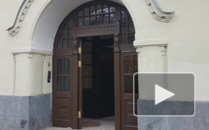 Доходный дом Станового обрел исторические двери. Вот как они выглядят