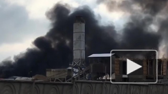 Мощный пожар на производственной базе в Анапе сняли на видео