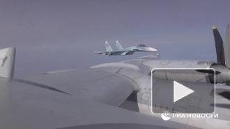 Два ракетоносца Ту-95МС выполнили плановый полет над Черным морем