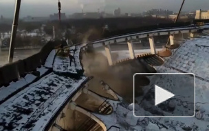 Во время обрушения крыши СКК "Петербургский" могли пострадать рабочие