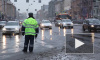Первый снег в Петербурге испортил жизнь автолюбителям и уже уносит жизни