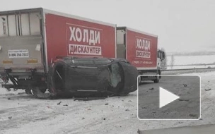 Смертельное ДТП с влетевшим в российское кафе автомобилем попало на видео