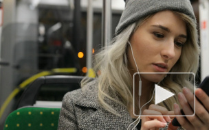 В транспорте могут запретить слушать музыку без наушников