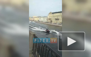 На Фонтанке гидроциклисты закрывают сезон 