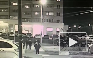Опубликовано видео начала конфликта в Новой Москве, где напали на мужчину с ребенком 