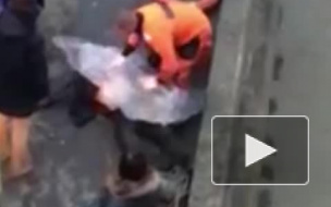 В сети появилось видео о попытке спасения утонувшего мужчины в Калининграде