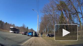 После ДТП на Петербургском шоссе, в котором зажало пешехода, возбудили уголовное дело