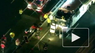 В США автобус с детьми врезался в мост, 36 человек пострадали