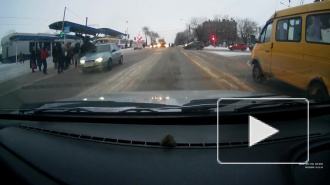 В Магнитогорске иномарка на полной скорости сбивает пешехода 