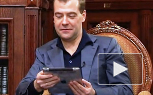 К Медведеву в Твиттере приклеились обидные прозвища
