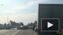 Видео: в селе Ушаки две легковушки разбились в ДТП с фурой