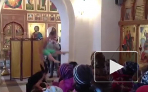 Шокирующее видео из Калуги: местные гимнасты показали трюки у алтаря