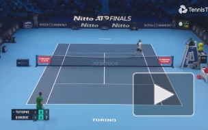 Джокович обыграл Циципаса на итоговом турнире ATP