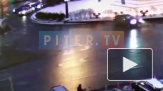 Видео: ДТП на площади Восстания