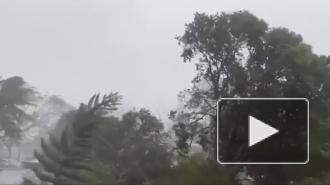 Тайфун "Вамко" обрушился на Манилу