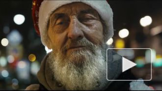 "Ночлежка" выпустила проникновенный социальный ролик про бездомных Дед Морозов в Петербурге 